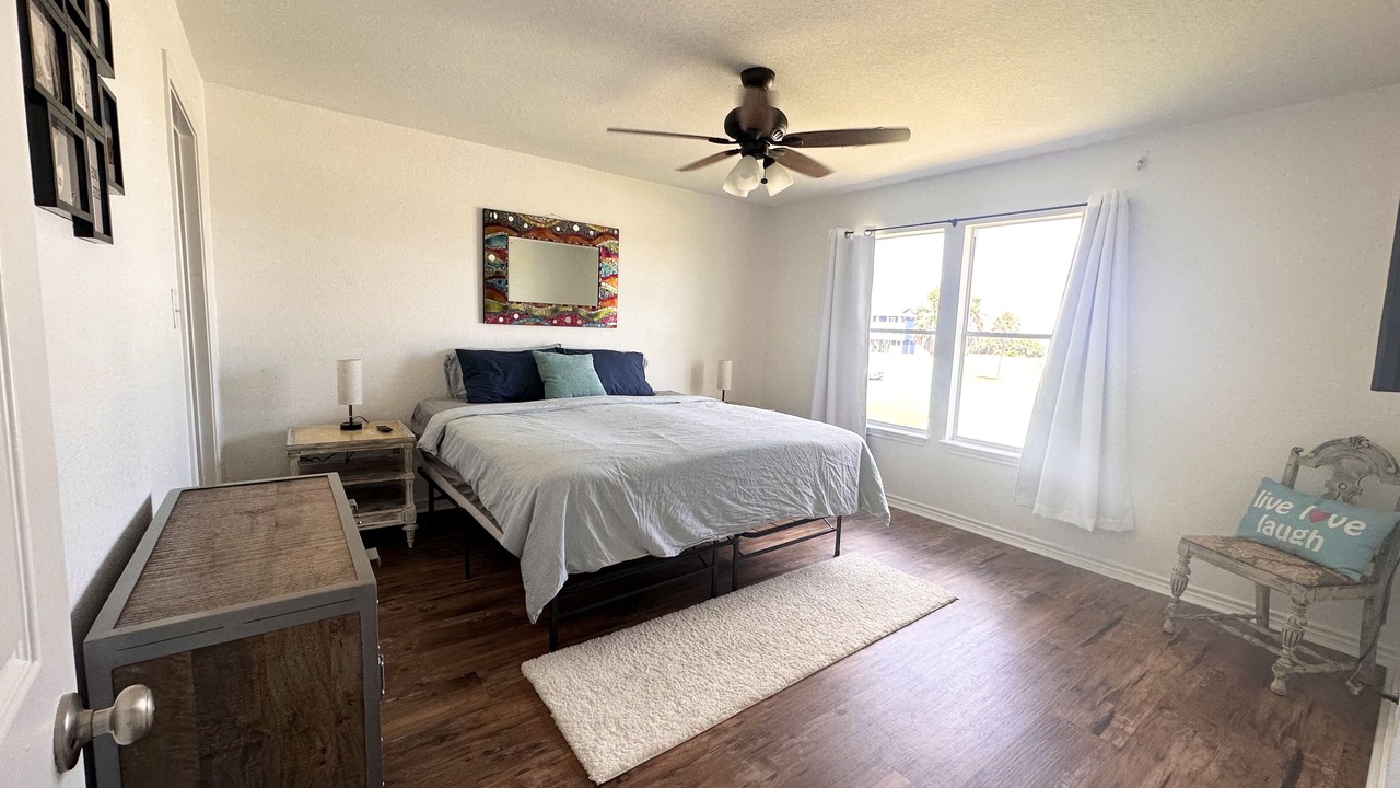 Photo of Bedroom in Indian Beach