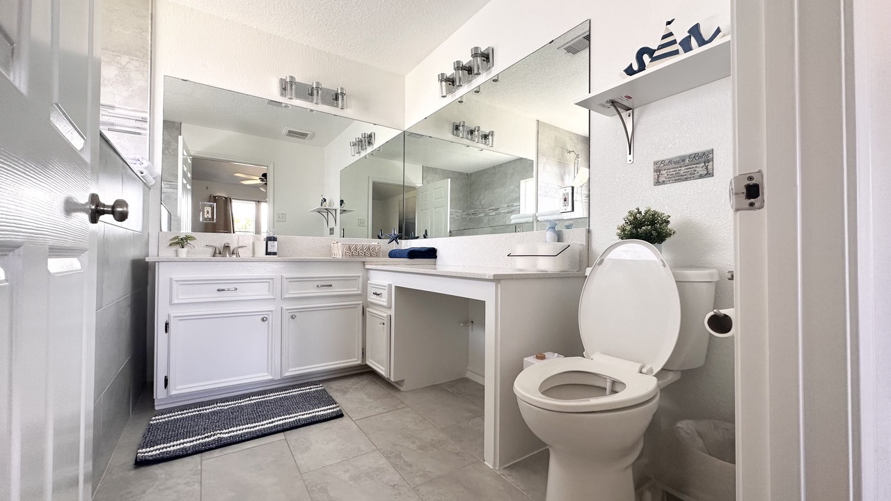 Photo of Bathroom in Indian Beach