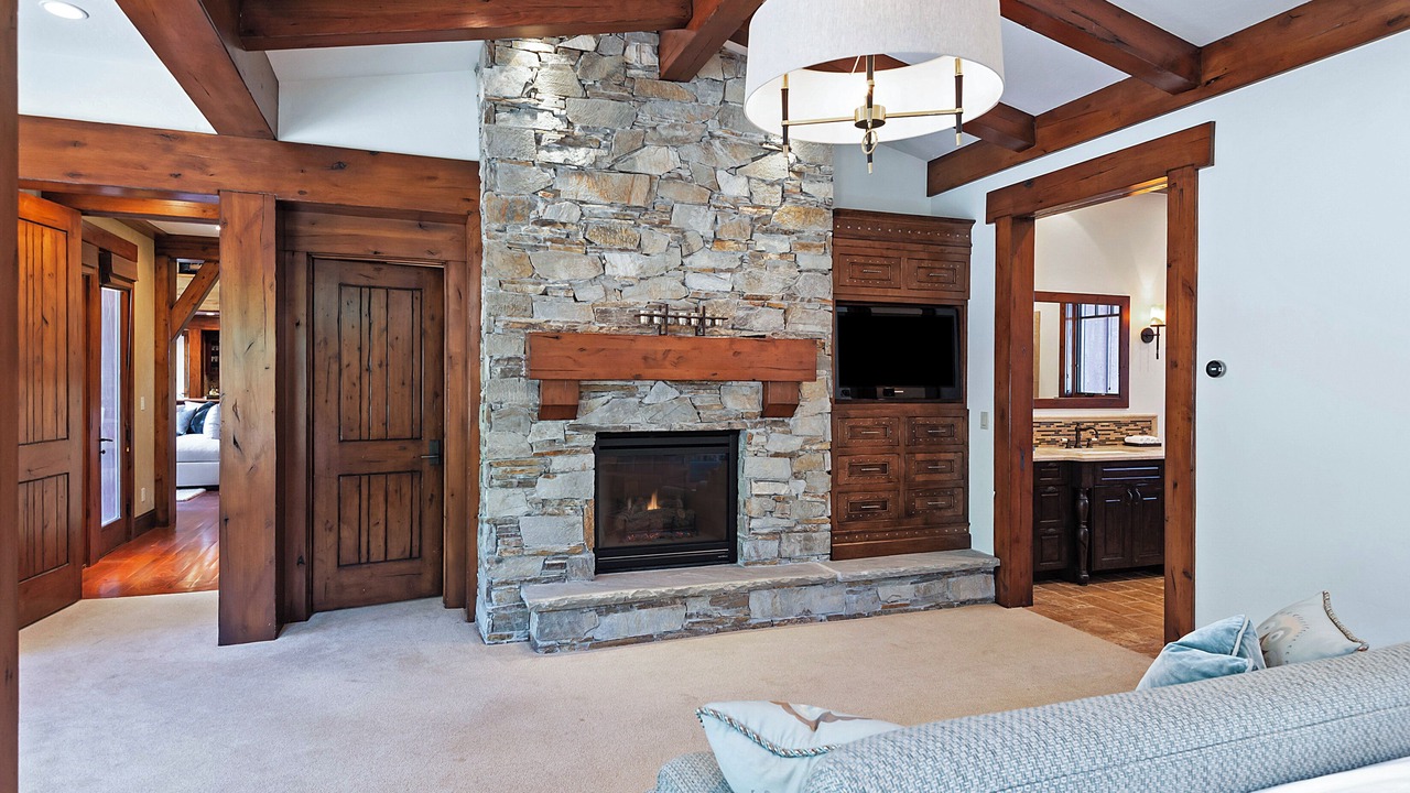 Photo of Livingroom in Empire Pass