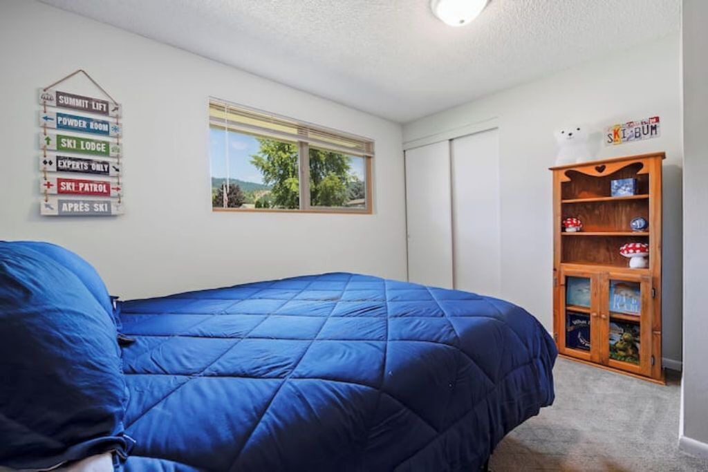Photo of Bedroom in Kellogg