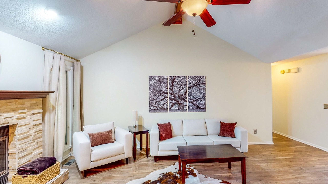 Photo of Livingroom in Fort Wayne