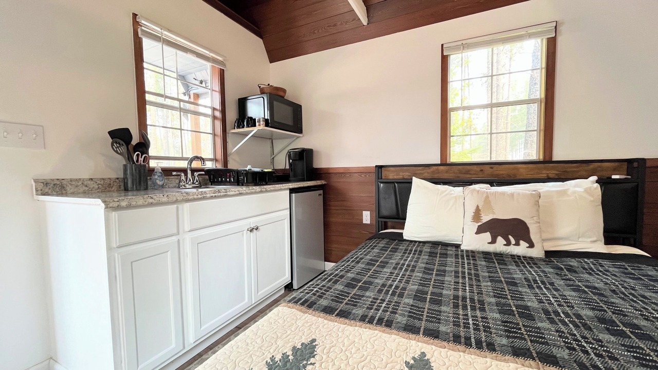 Photo of Bedroom in West Glacier