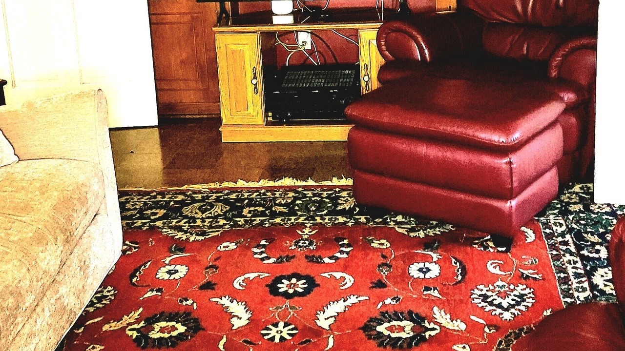 Photo of Livingroom in Youngstown