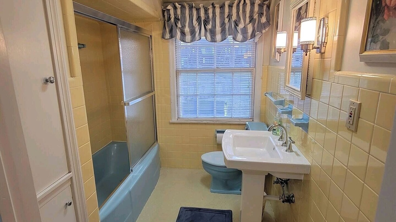 Photo of Bathroom in Youngstown