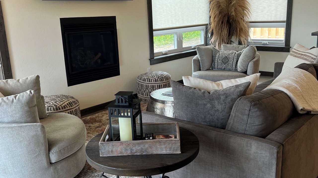 Photo of Livingroom in Four Corners