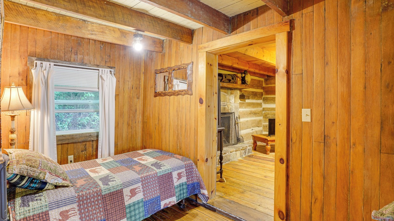 Photo of Bedroom in Seneca Rocks