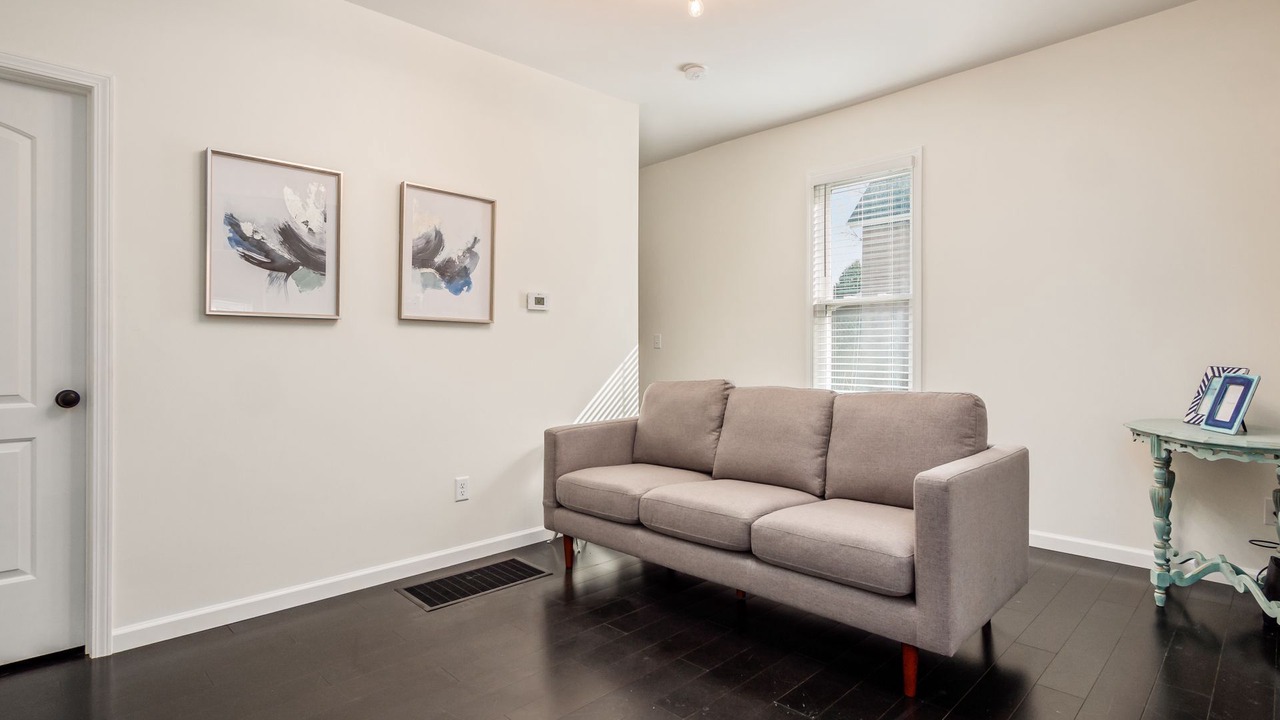 Photo of Livingroom in West Columbus