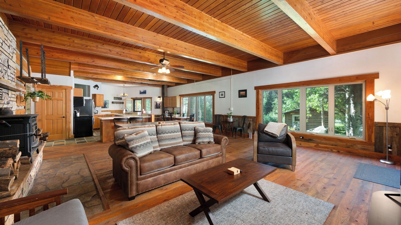 Photo of Livingroom in Jardine