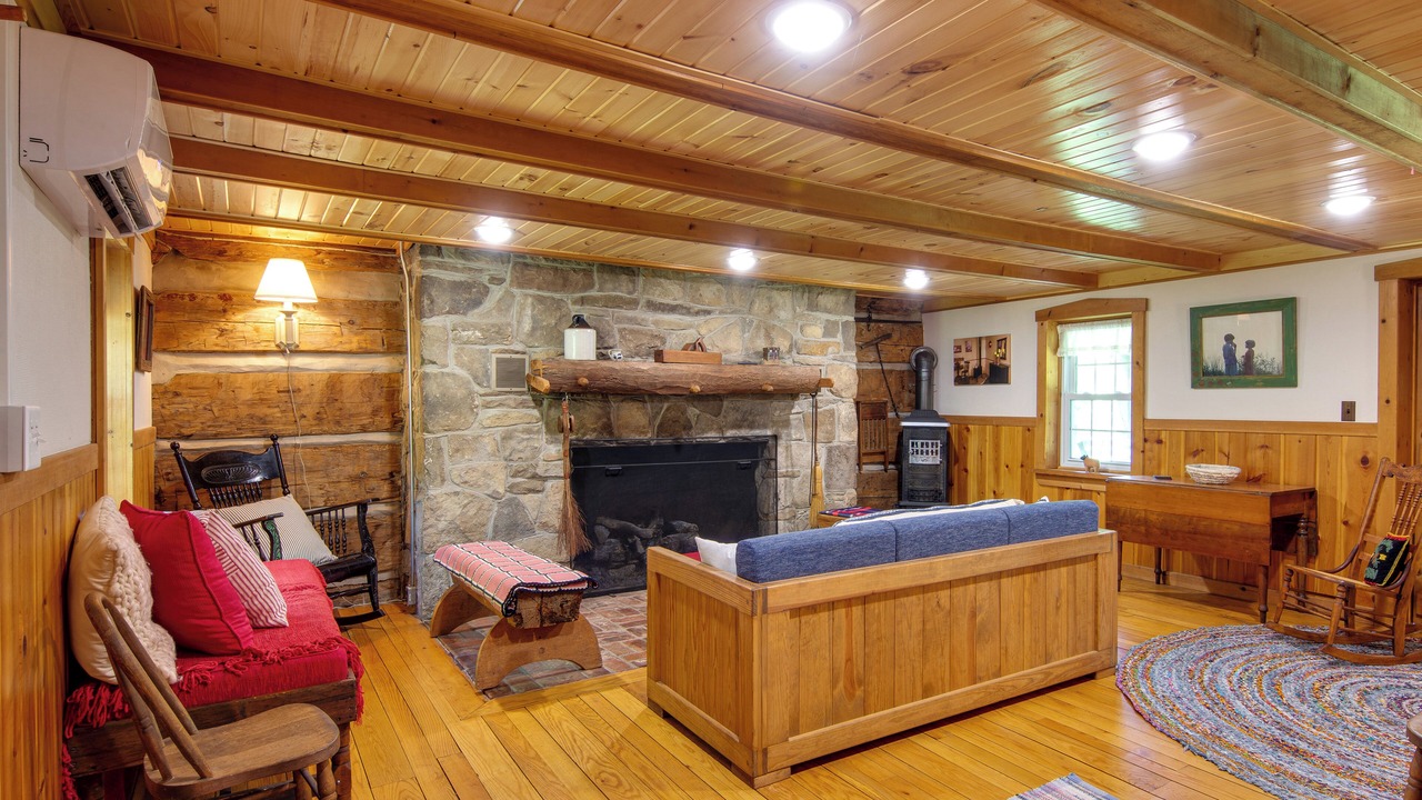 Photo of Bedroom in Drifting
