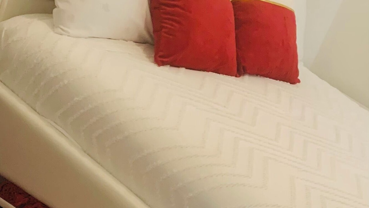 Photo of Bedroom in Van Nest