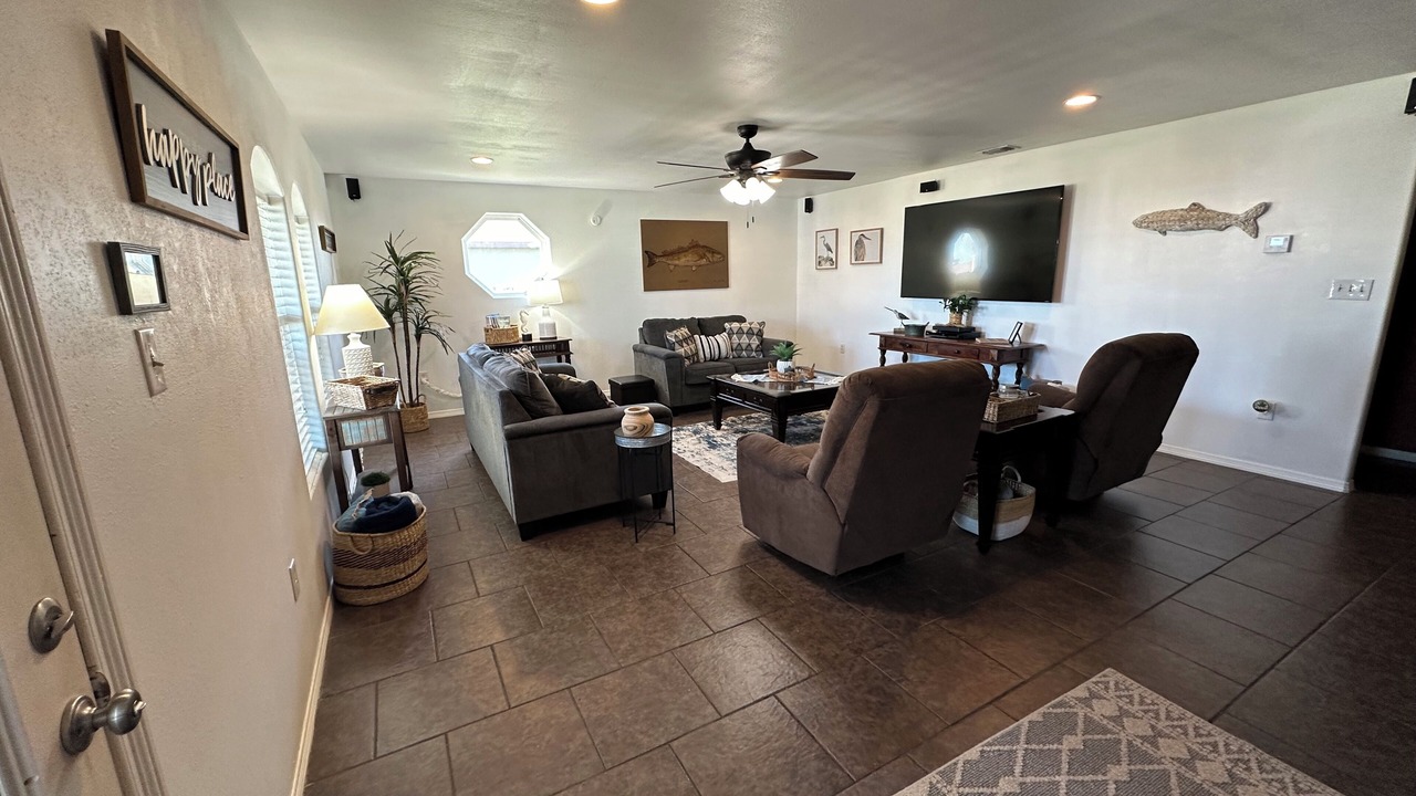 Photo of Livingroom in Port Mansfield