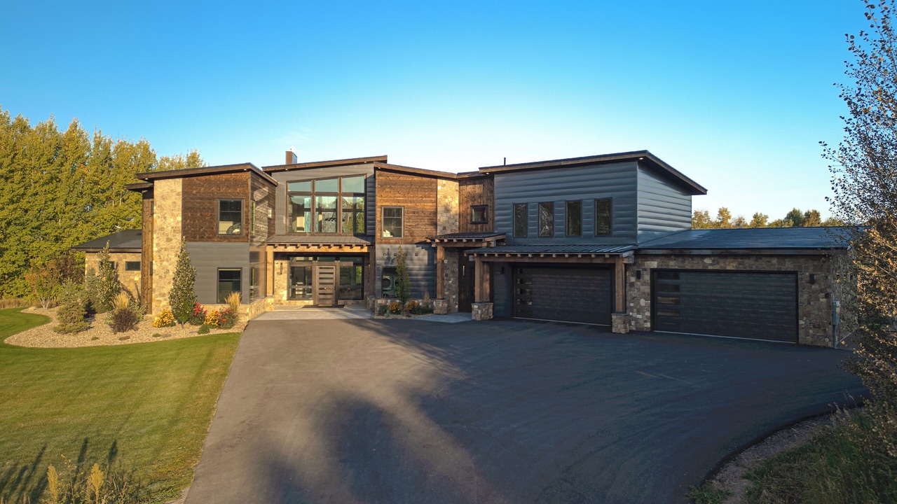 Photo of Outdoor in Ashton