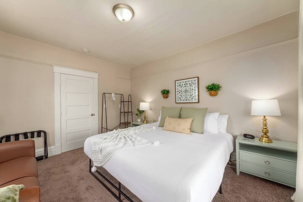 Photo of Bedroom in West Central