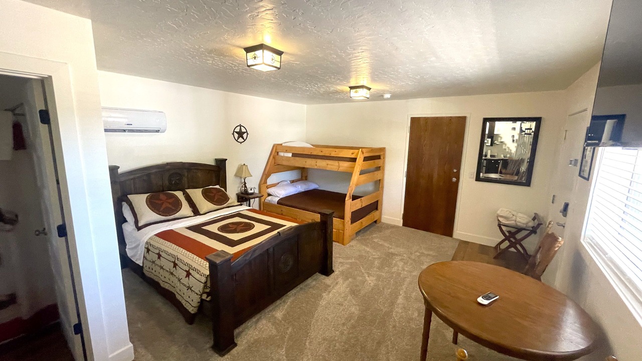 Photo of Bedroom in Jensen