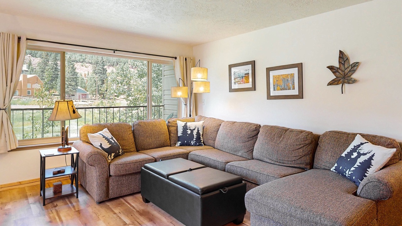Photo of Livingroom in Brian Head