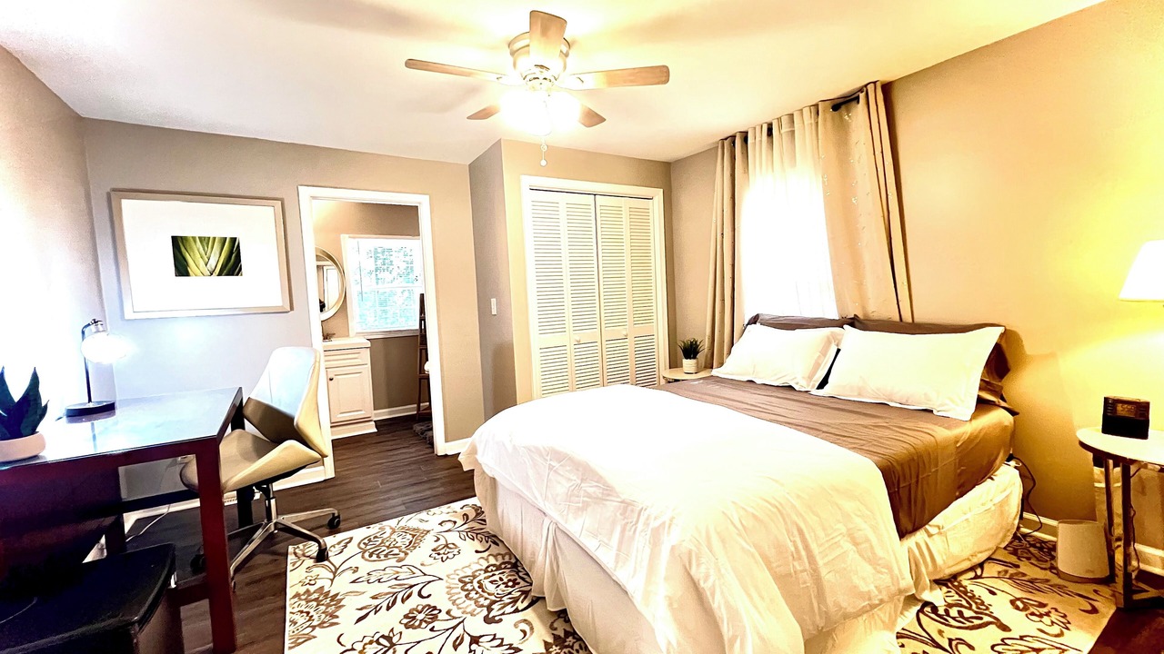 Photo of Bedroom in Atlanta