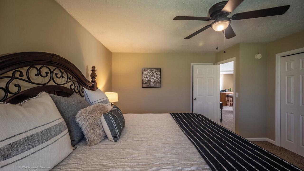 Photo of Bedroom in Santa Claus