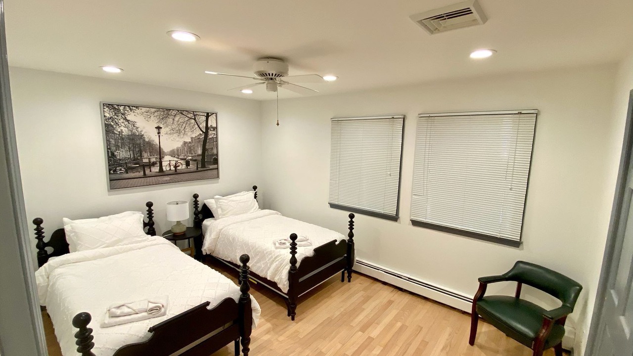 Photo of Bedroom in Warwick