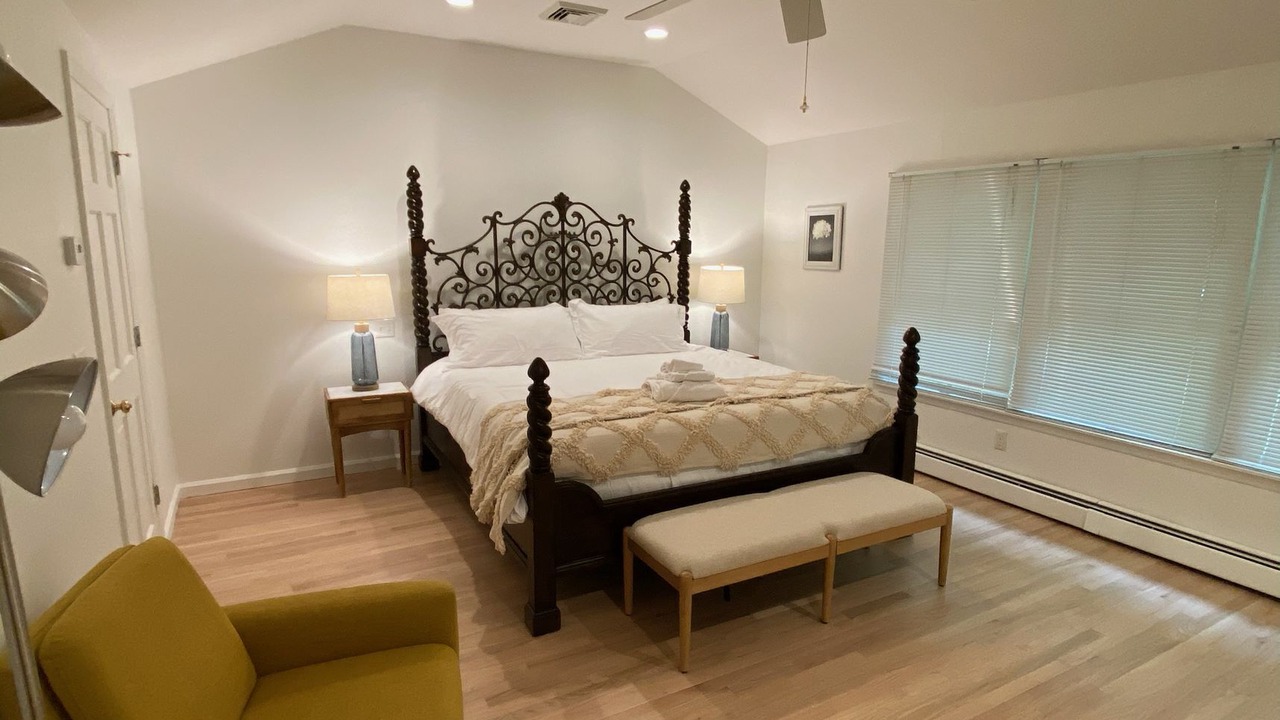 Photo of Bedroom in Warwick