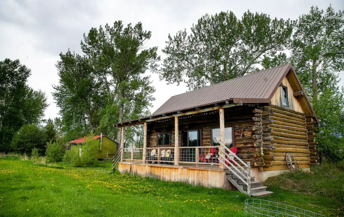 Photo of Outdoor in Salmon