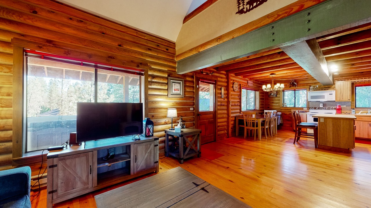 Photo of Livingroom in New Meadows