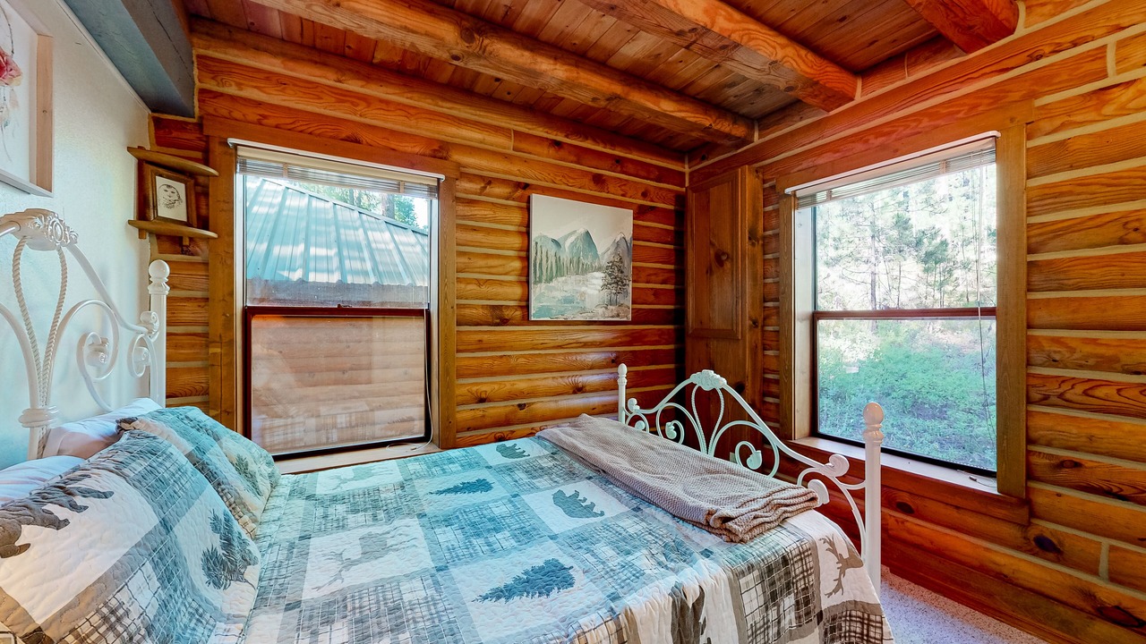 Photo of Bedroom in New Meadows