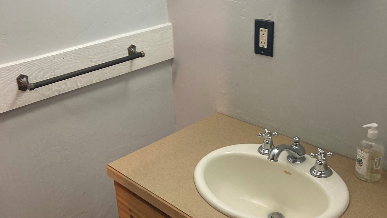 Photo of Bathroom in Twin Bridges