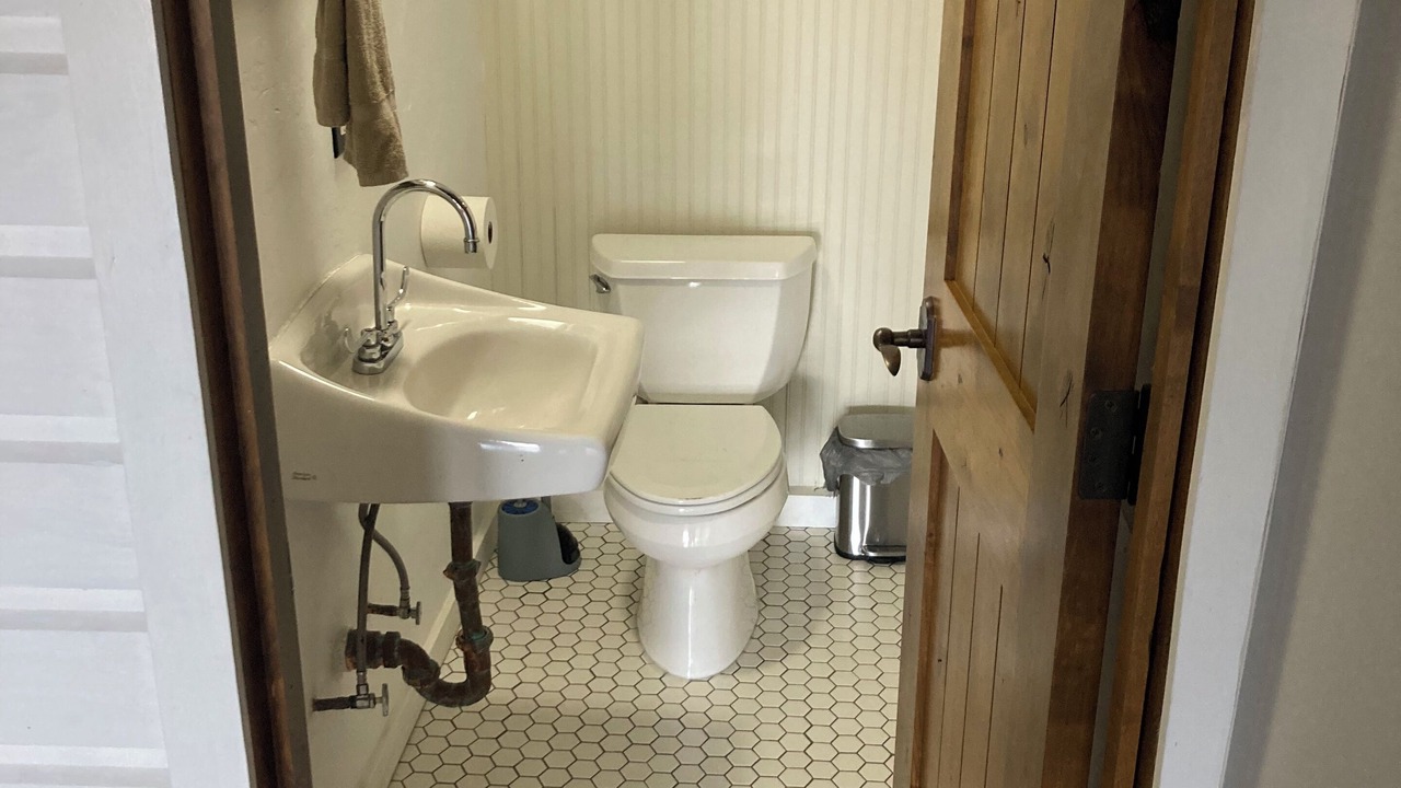 Photo of Bathroom in Twin Bridges