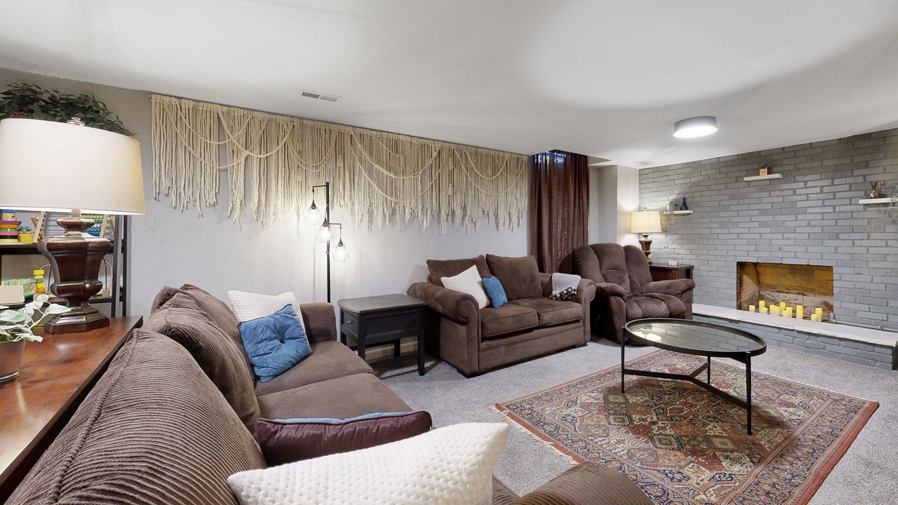 Photo of Livingroom in Franklin - Randolph