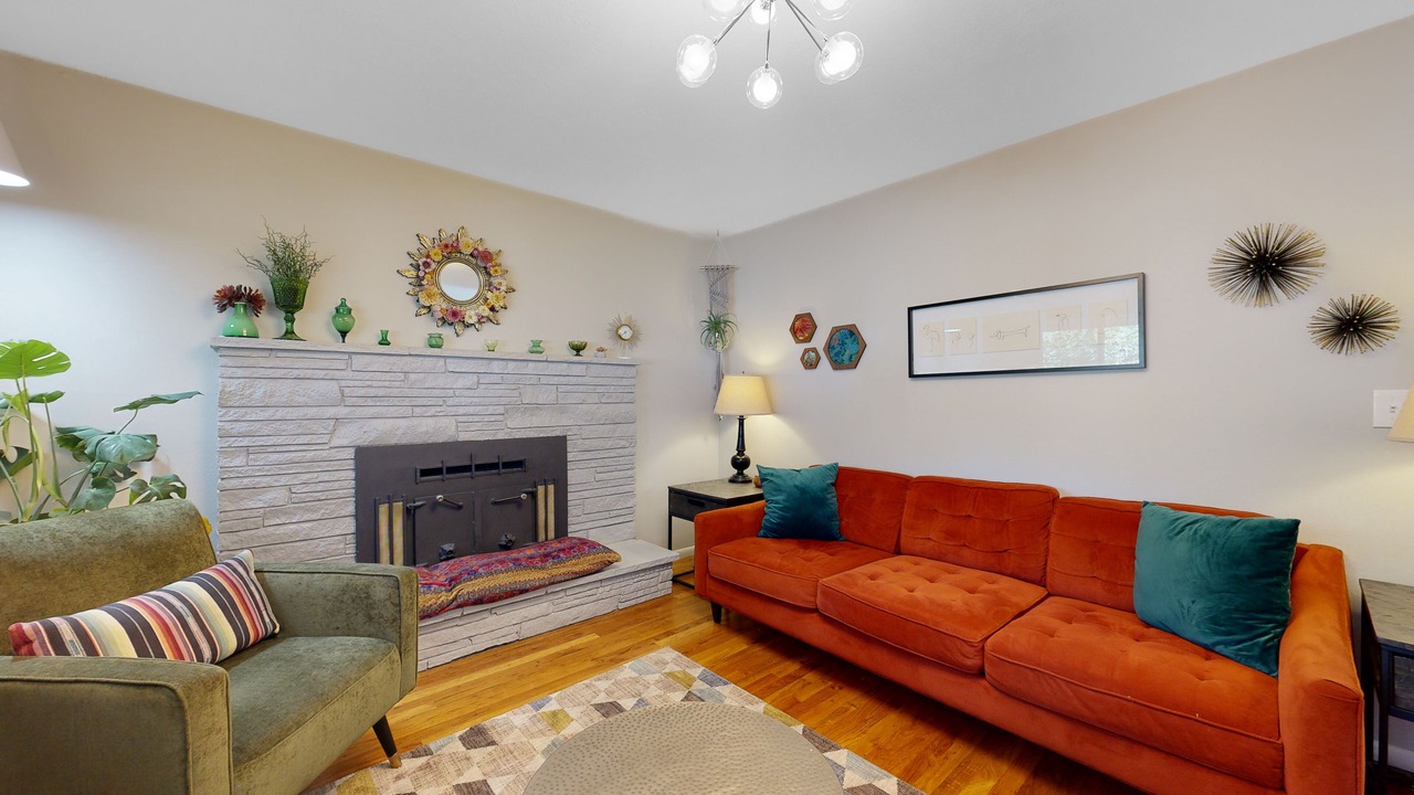 Photo of Livingroom in Franklin - Randolph