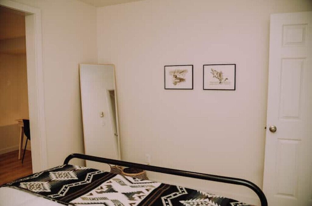Photo of Bedroom in Salmon
