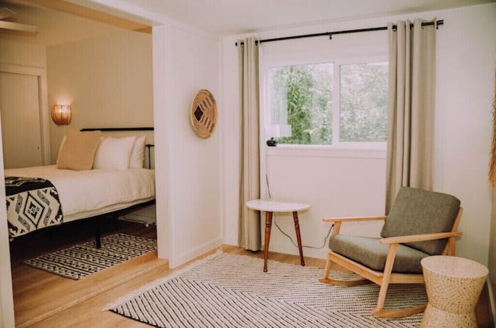 Photo of Bedroom in Salmon