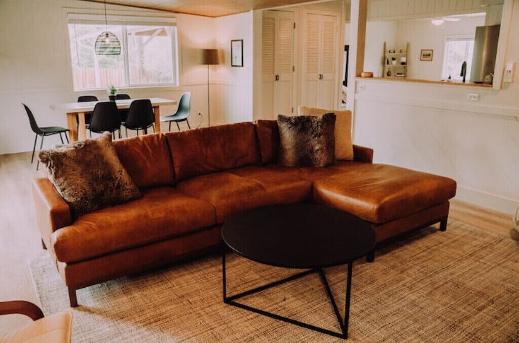Photo of Livingroom in Salmon