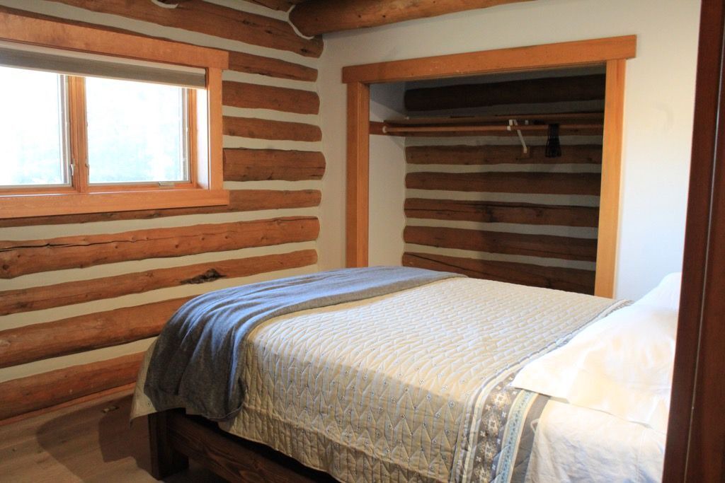 Photo of Bedroom in Victor