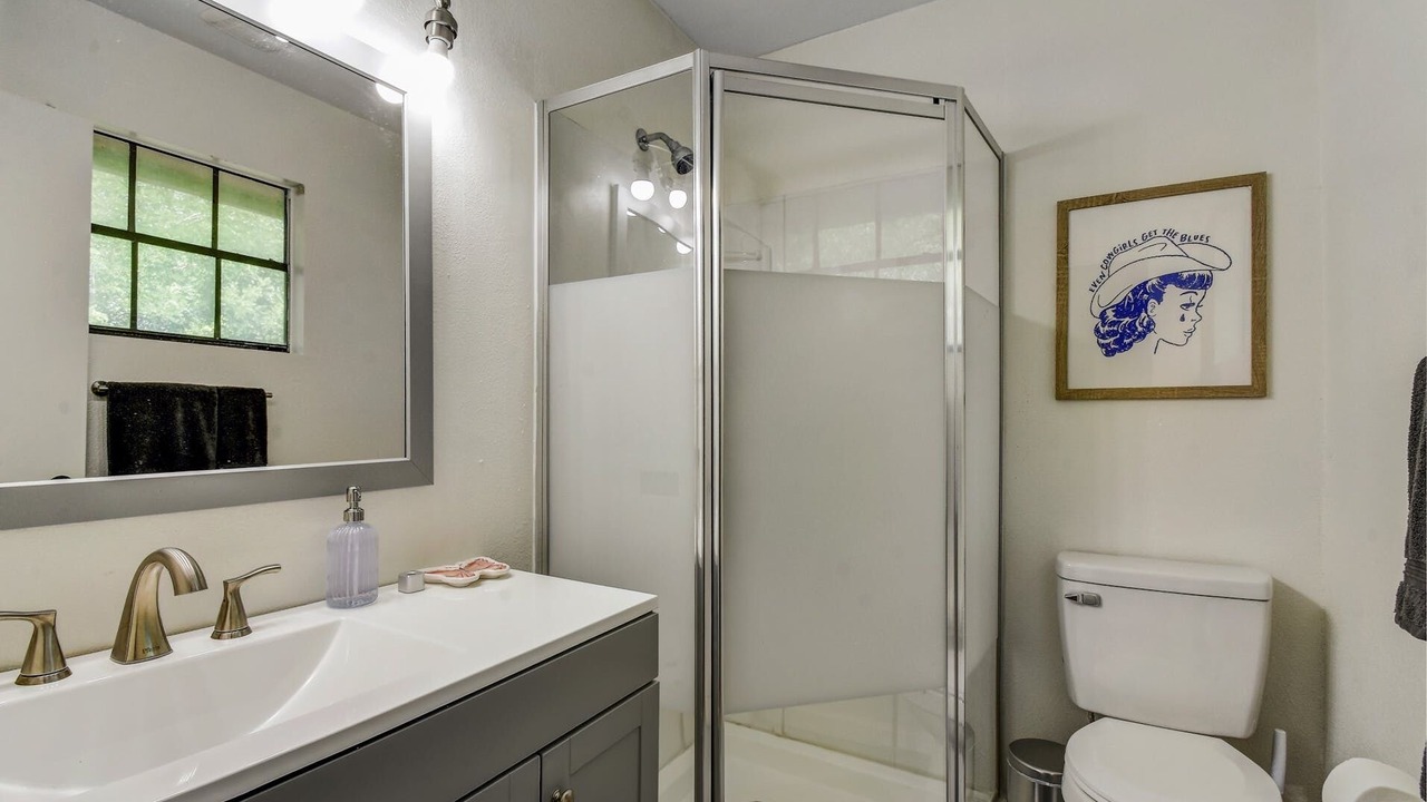 Photo of Bathroom in Medical Center District