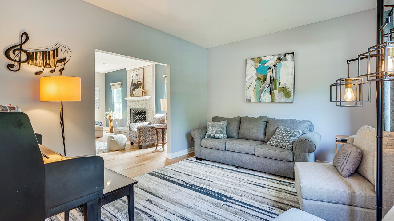 Photo of Bedroom in Lewis Center