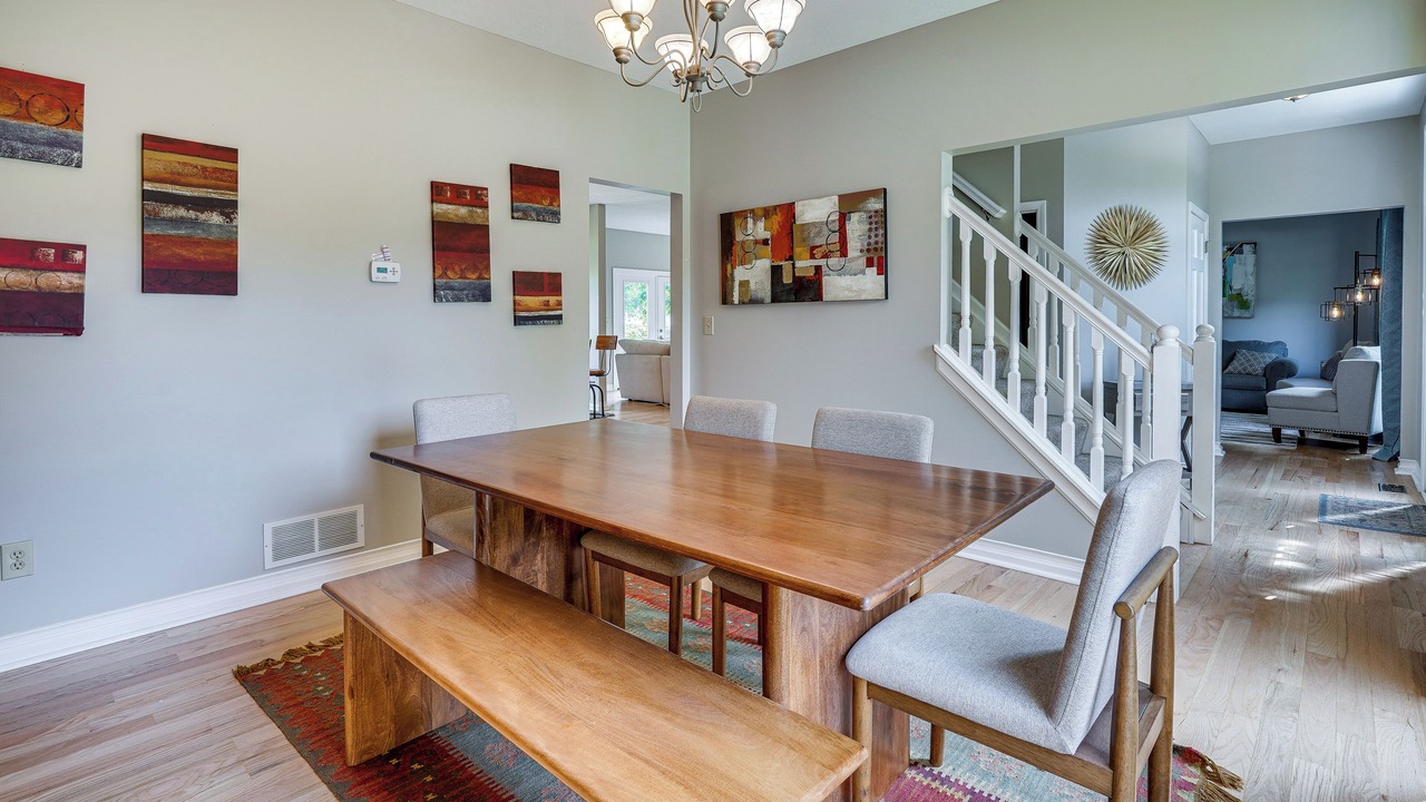 Photo of Livingroom in Lewis Center
