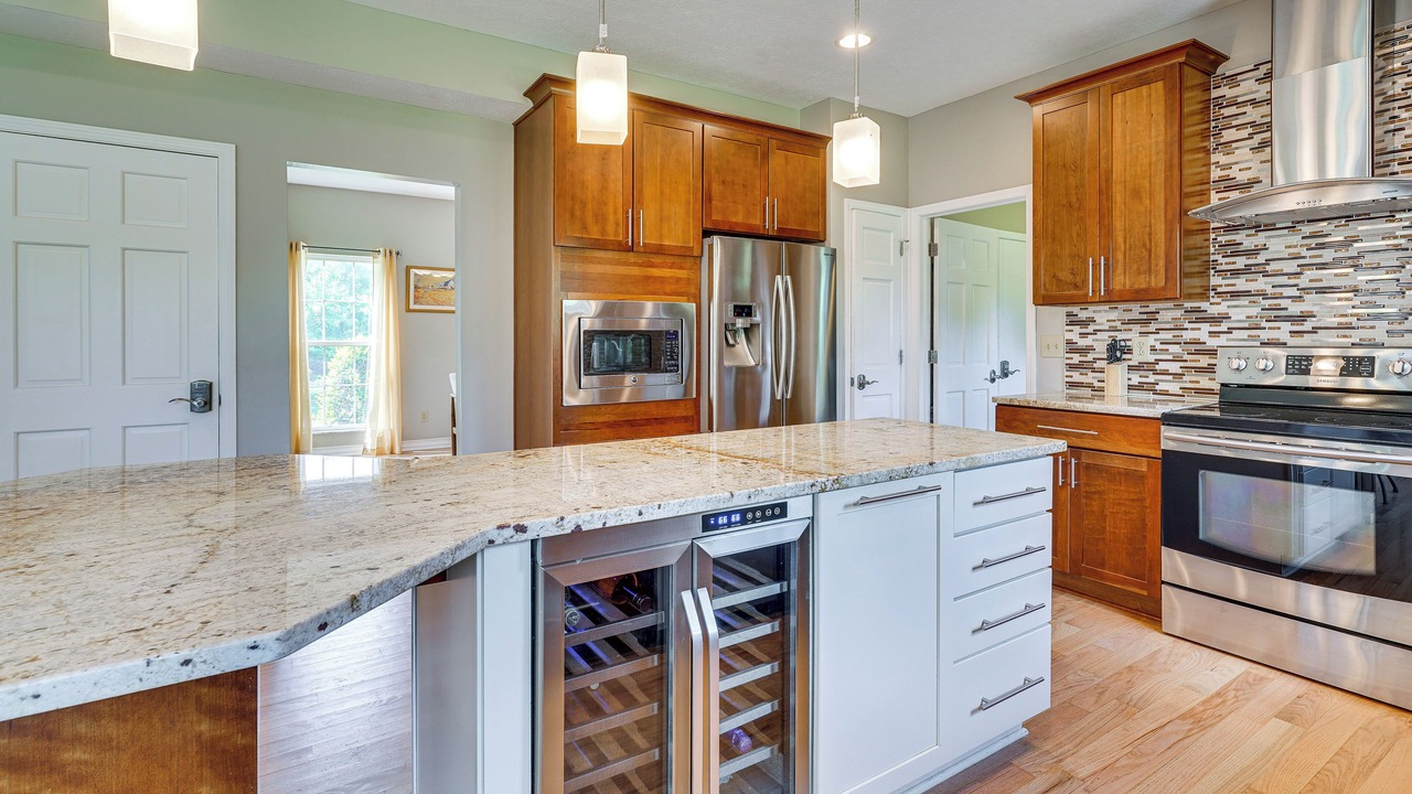 Photo of Kitchen in Lewis Center