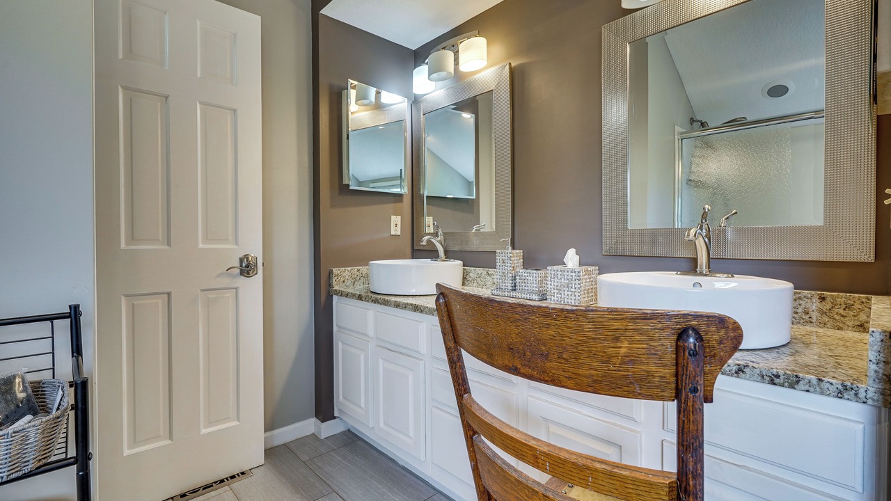 Photo of Bathroom in Lewis Center