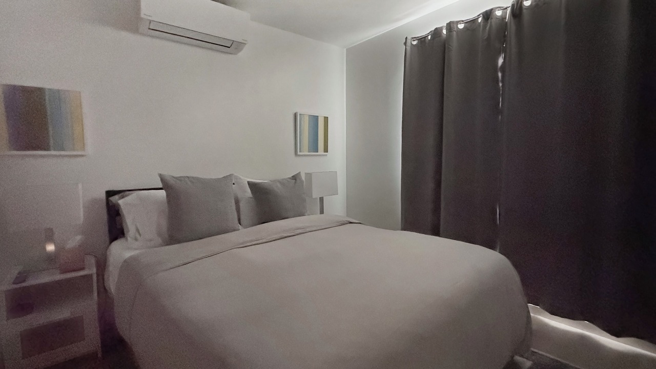 Photo of Bedroom in Los Angeles