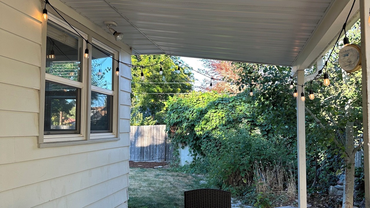 Photo of Outdoor in Depot Bench