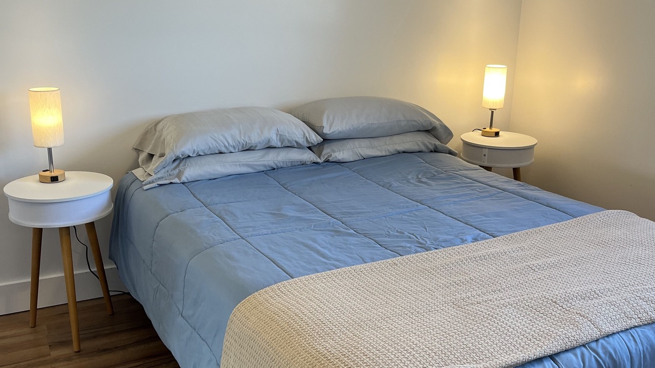 Photo of Bedroom in Oak Harbor
