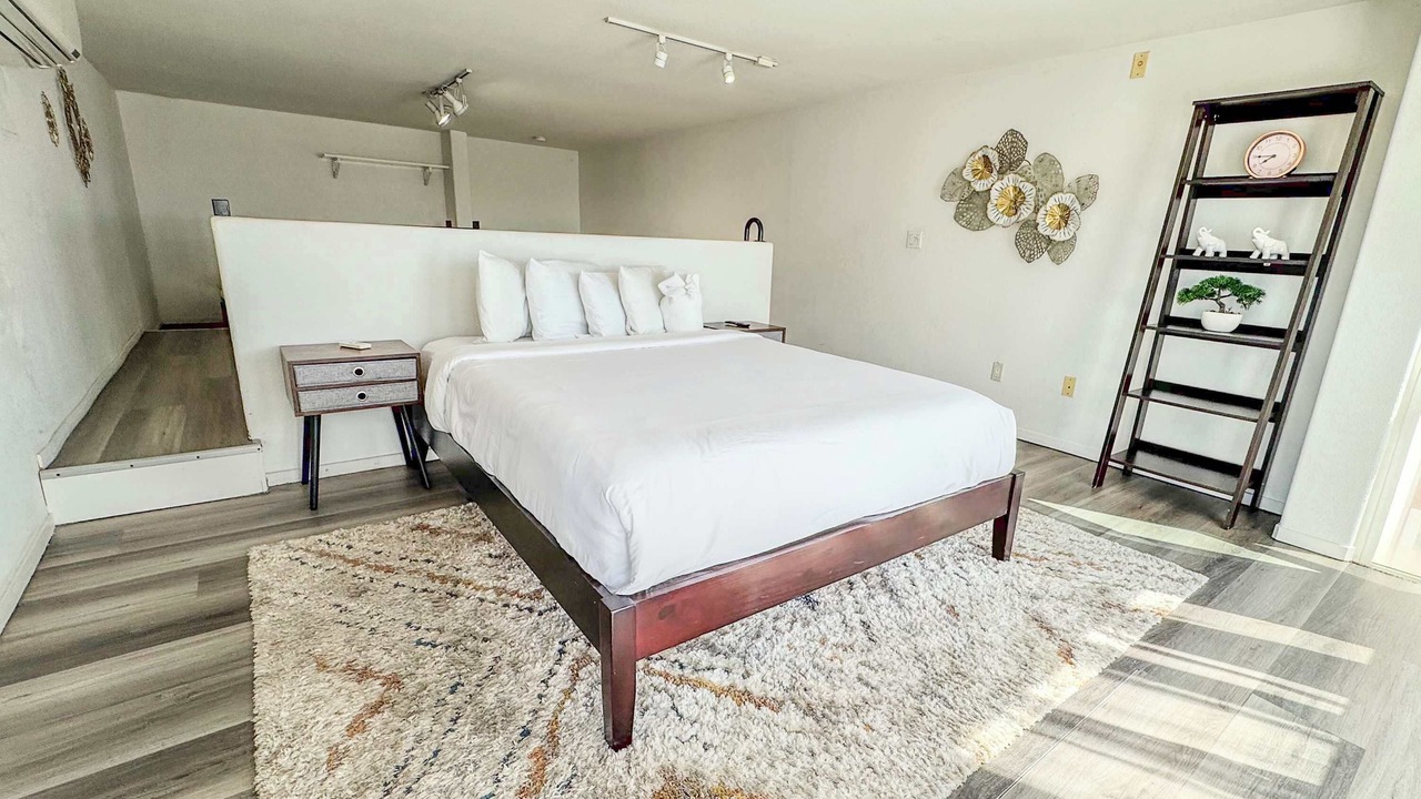 Photo of Bedroom in Little Italy