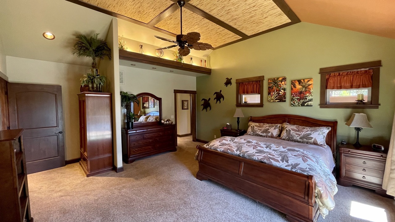 Photo of Bedroom in Oregon Water Wonderland