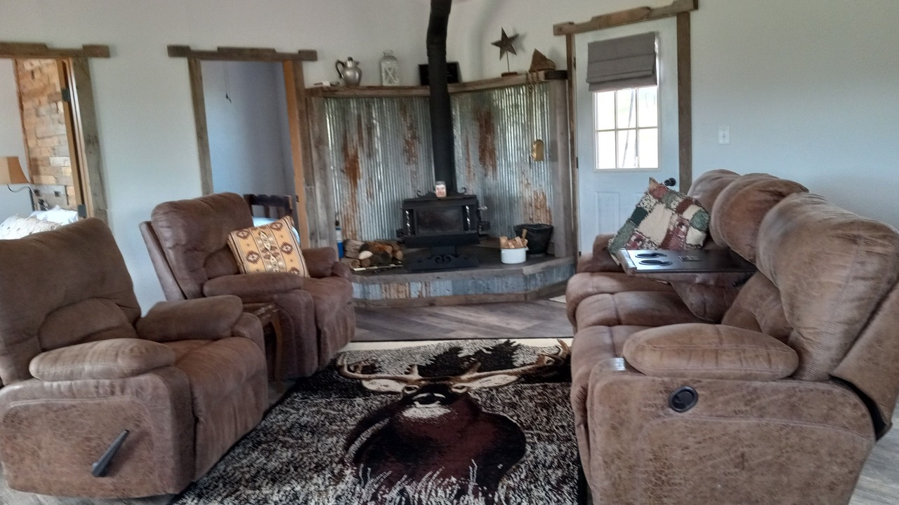 Photo of Others in Recluse