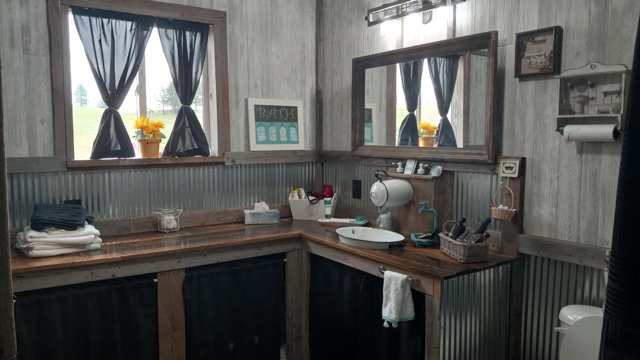 Photo of Bathroom in Recluse