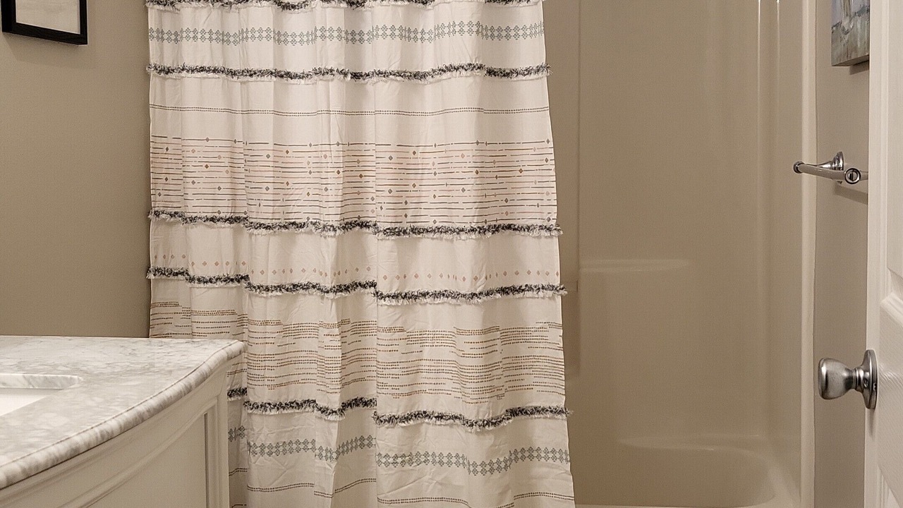 Photo of Bathroom in Thompson Falls