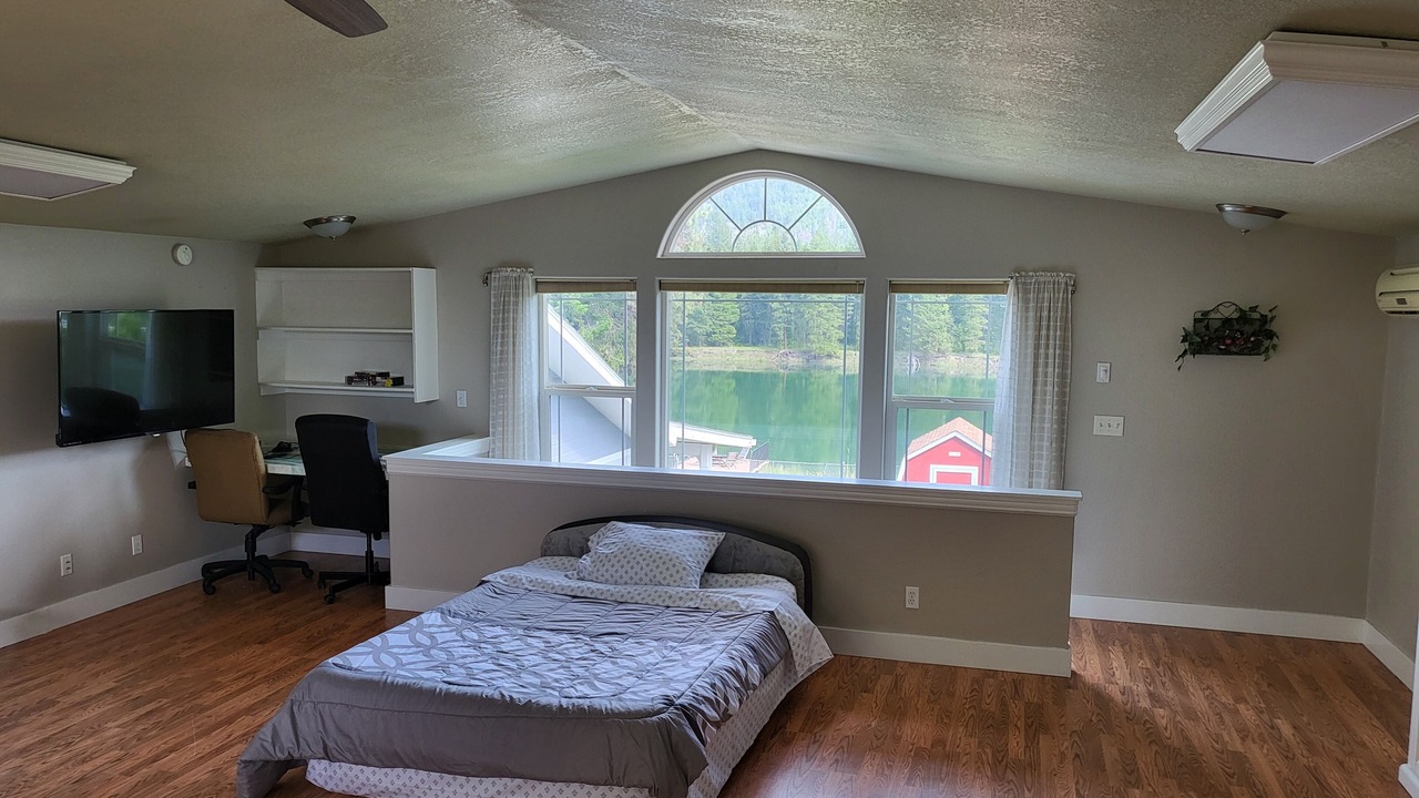 Photo of Bedroom in Thompson Falls
