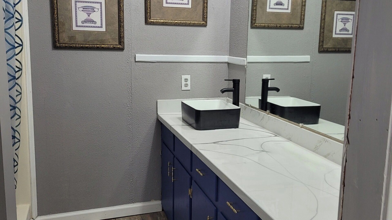 Photo of Bathroom in Iuka