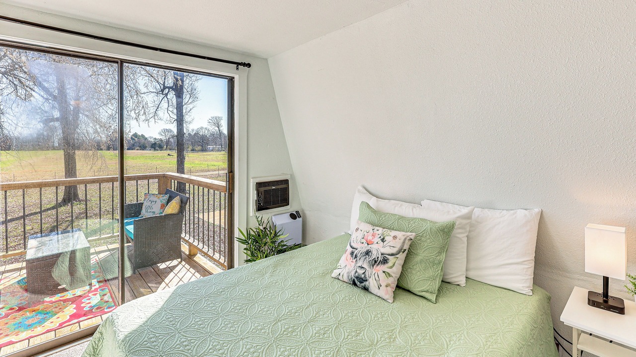 Photo of Bedroom in Broken Bow